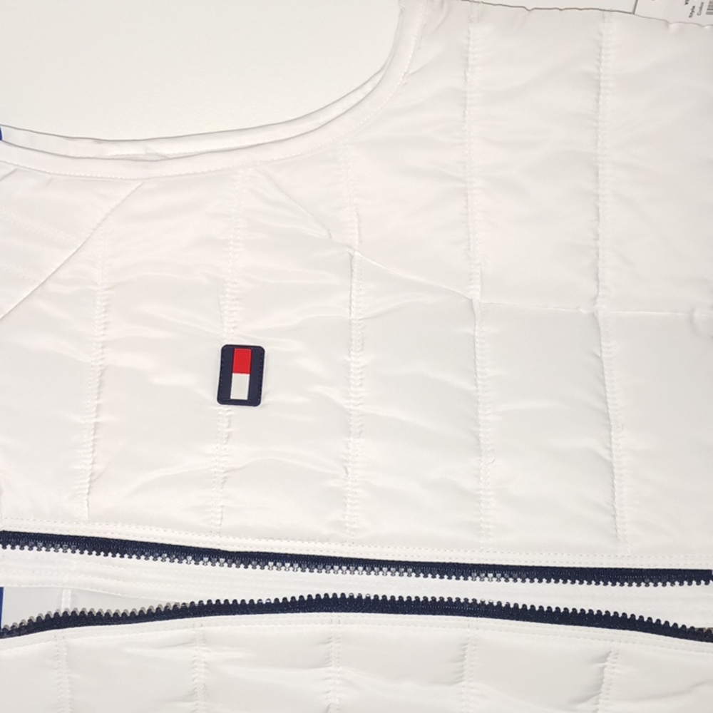 NWT Tommy Hilfiger - Sports Vest - Picture 16 of 16
